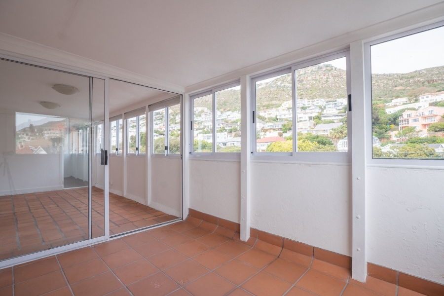 To Let 2 Bedroom Property for Rent in Fish Hoek Western Cape